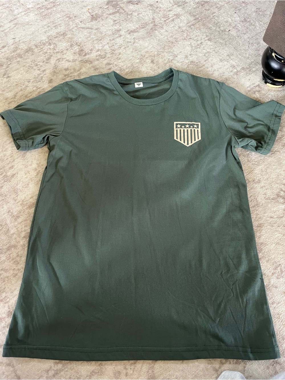 Men's Forest Green Crewneck Graphic Tee - Unbranded